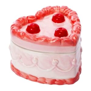 VIRAL Heart Cake Trinket Ceramic Box 🎂 🍒 🌸